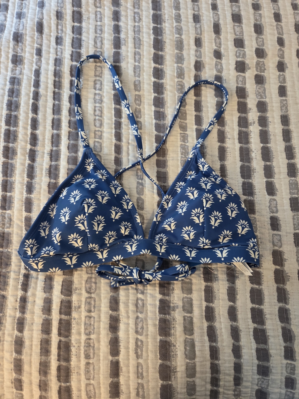 Cupshe Blue and White Triangle Bikini Top Sz Med
